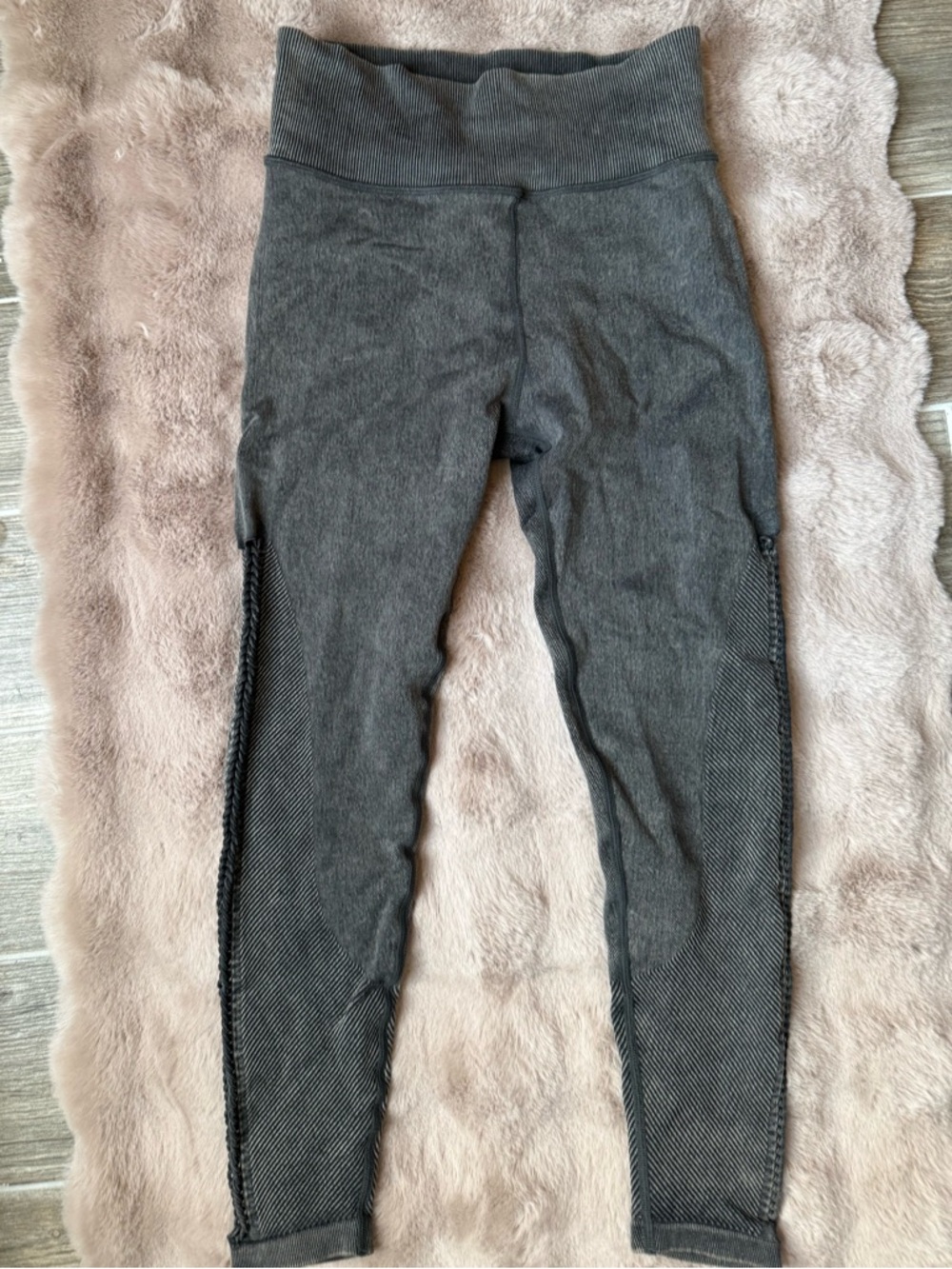 Aerie Offline black leggings with braided leg, size small